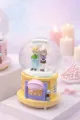 SEVGİLİ FİGÜRLÜ BÜYÜK BOY & 10CM PİLLİ & IŞIKLI MÜZİKLİ CAM KAR KÜRESİ